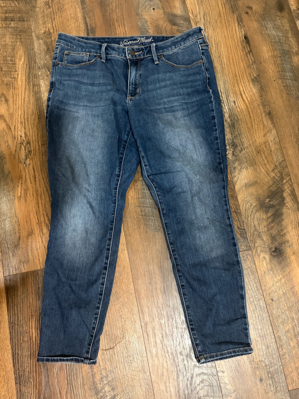 Universal Thread Mid Rise Skinny Jeans